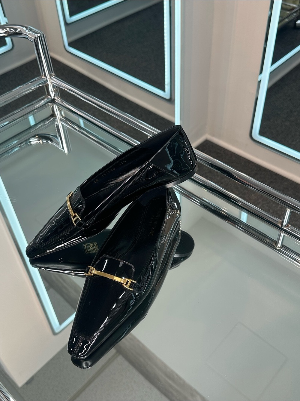 Saint Laurent Flats - Picture 3 of 9